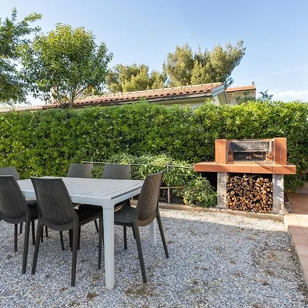 Casa Fiora, A 50 M Dal Mare *